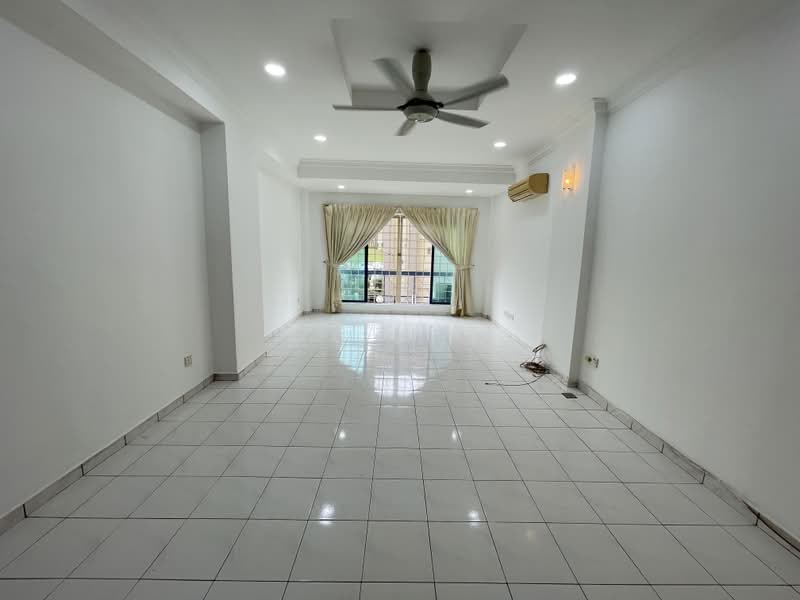 Condominium for Sale at Casa Venicia Condominium - MY Loh - Living Room - PropertyGuru.com.my
