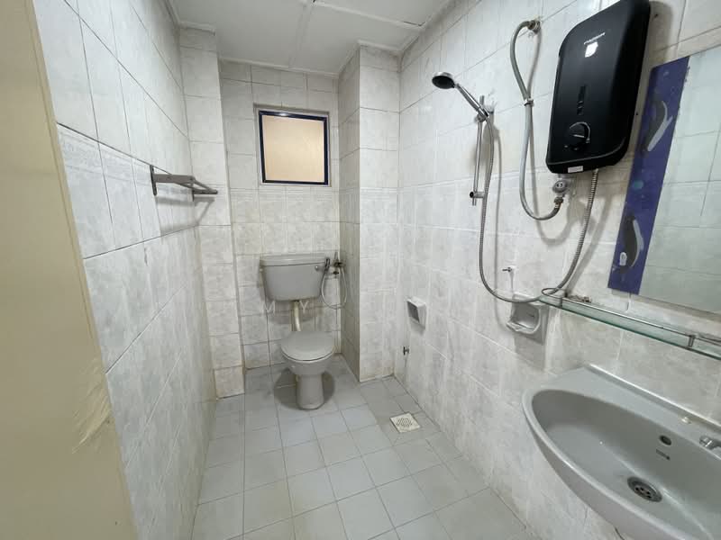 Condominium for Sale at Casa Venicia Condominium - MY Loh - PropertyGuru.com.my