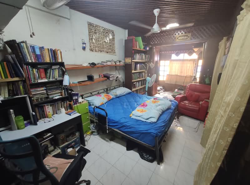 Rumah Teres 2 Tingkat untuk Dijual di Taman Selayang Indah (Selayang) - MY Loh - Bedroom - PropertyGuru.com.my