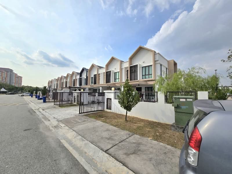 Rumah Teres 2 Tingkat untuk Dijual di Alam Impian (Shah Alam) - Alif Saad - PropertyGuru.com.my
