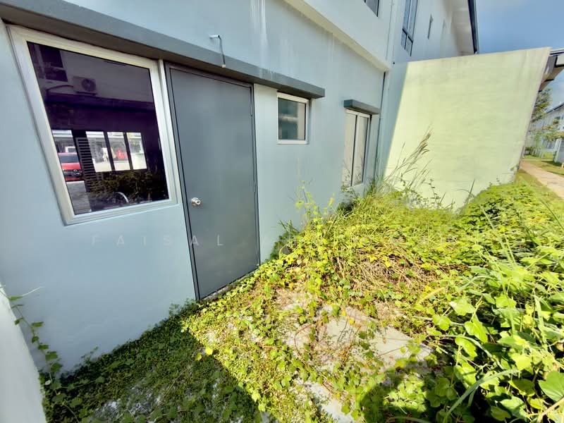 2-storey Terraced House for Sale in Dengkil (Selangor) - Faisal Abu Omar - Exterior - PropertyGuru.com.my