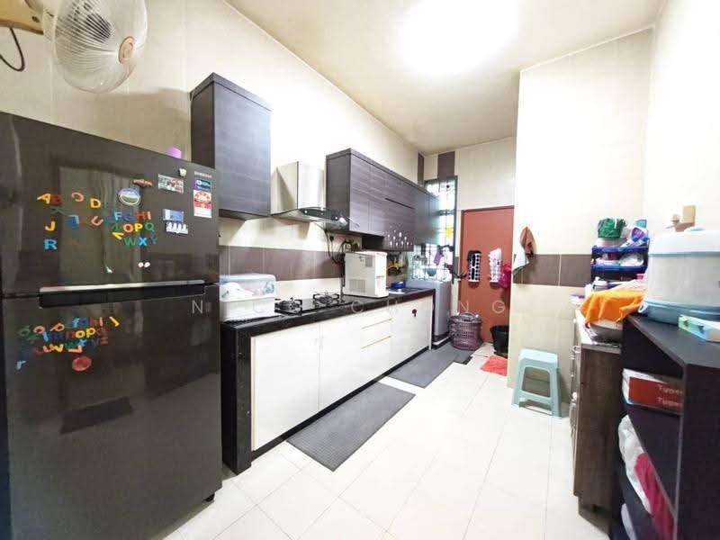 2-storey Terraced House for Sale in Taman Bestari Indah (Ulu Tiram) - Nico Chong - Kitchen - PropertyGuru.com.my