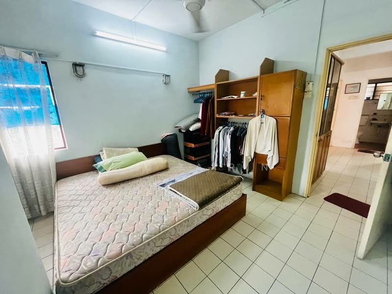 Apartment for Sale at Kenari Apartment - M.J Zairin - Bedroom - PropertyGuru.com.my