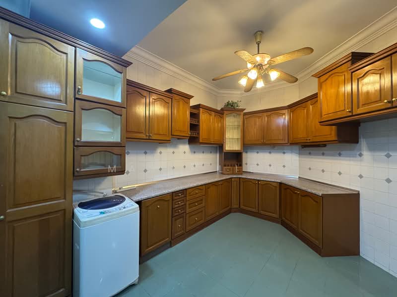 Kondominium untuk Dijual di Casa Mila - Mandy Liew - Kitchen - PropertyGuru.com.my