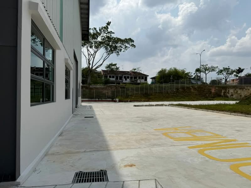 Kilang untuk Disewa di Taman Desa Cemerlang (Ulu Tiram) - Jason Lim - Exterior - PropertyGuru.com.my