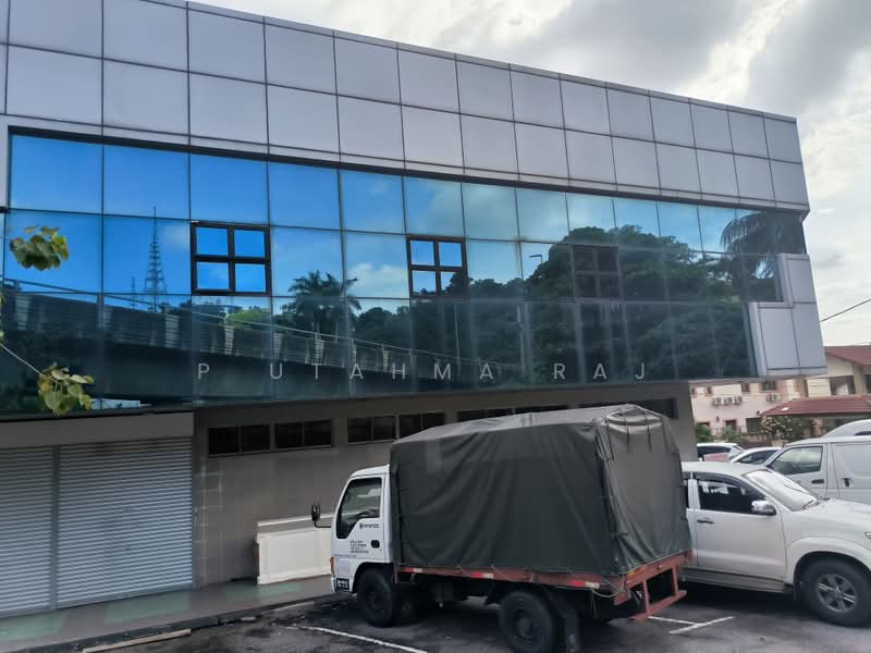 Shop for Sale in Bukit Gasing (Petaling Jaya) - P Utahma Raj - Exterior - PropertyGuru.com.my