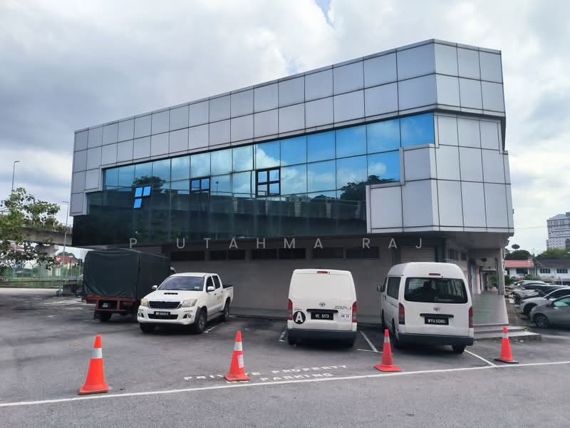 Shop for Sale in Bukit Gasing (Petaling Jaya) - P Utahma Raj - Exterior - PropertyGuru.com.my