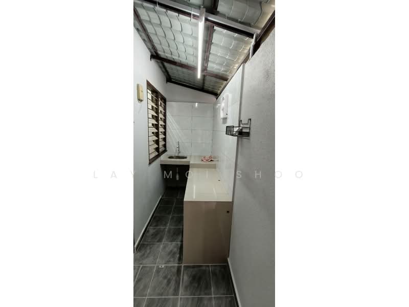 2-storey Terraced House for Rent in Gombak (Selangor) - Lay Moi Shoo - Kitchen - PropertyGuru.com.my