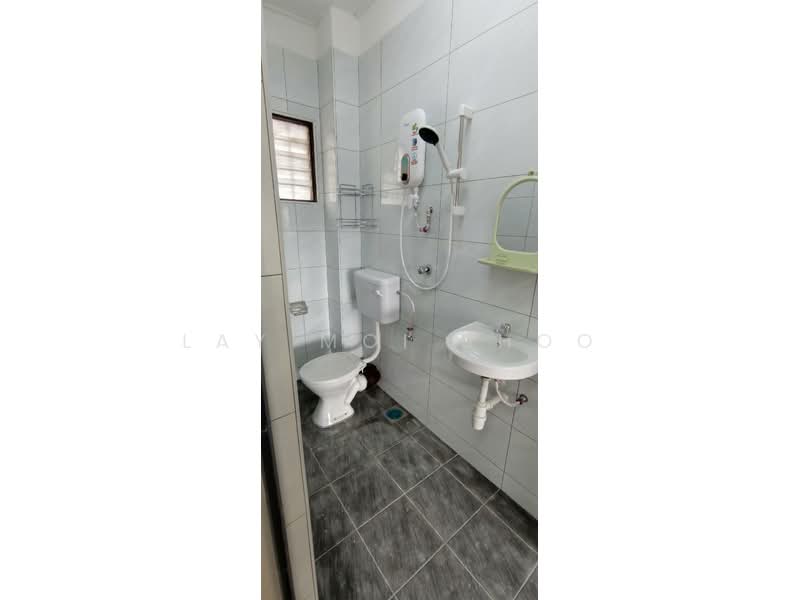 2-storey Terraced House for Rent in Gombak (Selangor) - Lay Moi Shoo - Bathroom - PropertyGuru.com.my