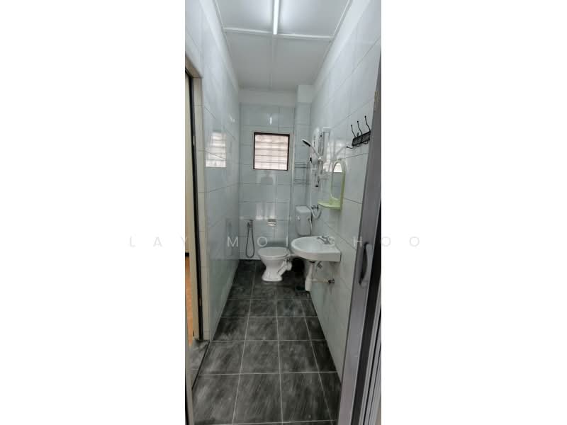 2-storey Terraced House for Rent in Gombak (Selangor) - Lay Moi Shoo - Bathroom - PropertyGuru.com.my