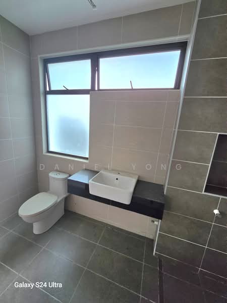 Rumah Kluster untuk Dijual di Pasir Gudang (Johor) - Daniel Yong - Bathroom - PropertyGuru.com.my