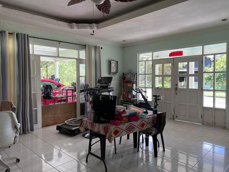 Tanah Pertanian untuk Dijual di Muara Tuang (Samarahan) - Sherene Kok - Living Room - PropertyGuru.com.my