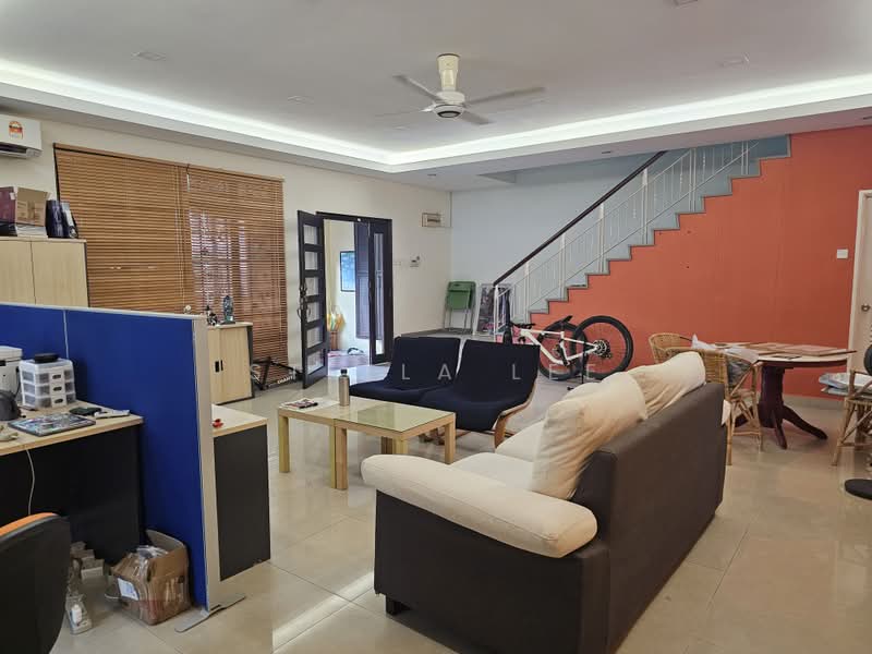 2-storey Terraced House for Sale in Bukit Sungai Long 2 (Bandar Sungai Long) - Stella Lee - Living Room - PropertyGuru.com.my