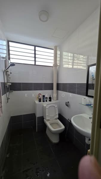 Condominium for Sale at Arratoon Court - KK Kwok - Bathroom - PropertyGuru.com.my