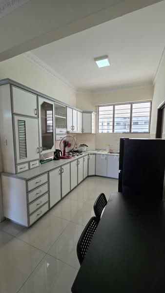 Condominium for Sale at Arratoon Court - KK Kwok - Kitchen - PropertyGuru.com.my