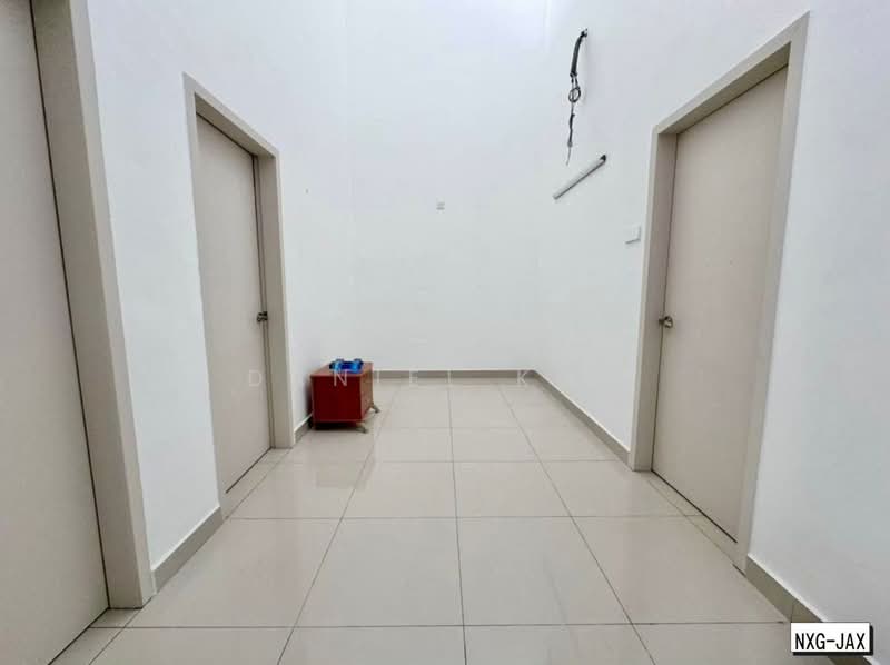 Rumah Teres 2 Tingkat untuk Dijual di Taman Sentosa (Klang) - Daniel Kok - Corridor - PropertyGuru.com.my