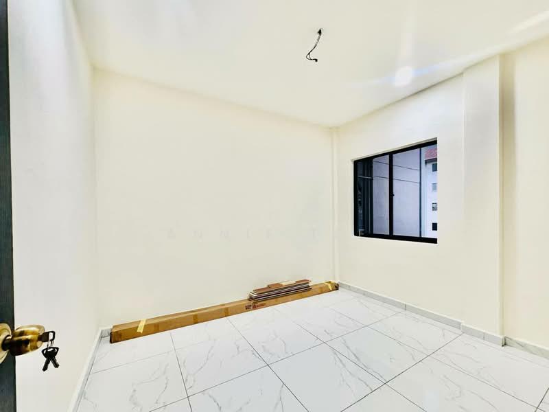 Flat for Sale at Pangsapuri Nuri - Annie Tee - PropertyGuru.com.my