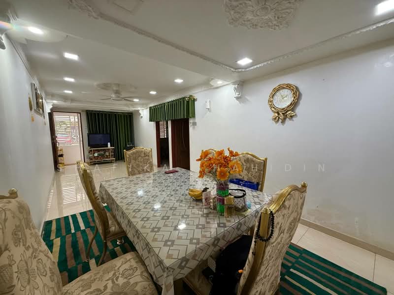 Pangsapuri untuk Dijual di Apartment Fiona - Shafika Shahidin - Dining Room - PropertyGuru.com.my