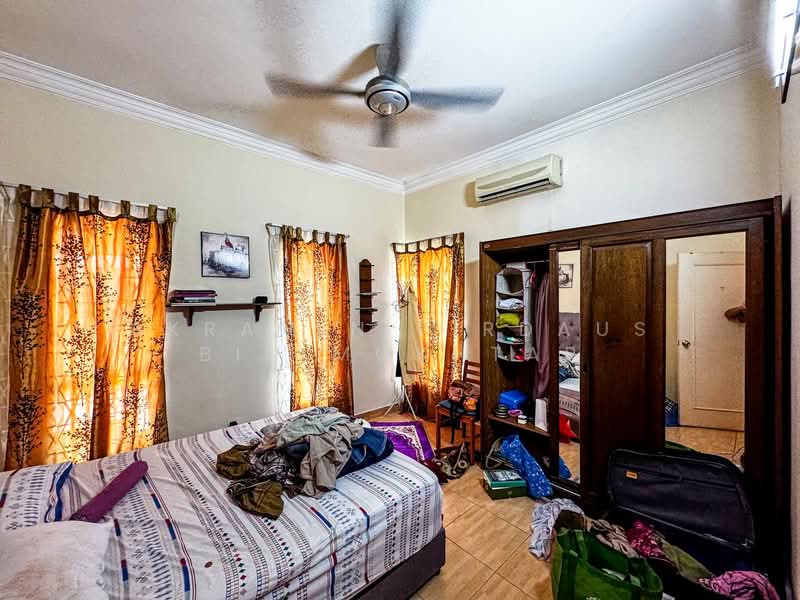 Rumah Berkembar untuk Dijual di Seksyen 9 (Bangi) - Akramin Firdaus Bin Mokhtar - PropertyGuru.com.my