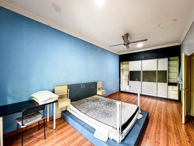 Rumah Berkembar untuk Dijual di Seksyen 9 (Bangi) - Akramin Firdaus Bin Mokhtar - PropertyGuru.com.my