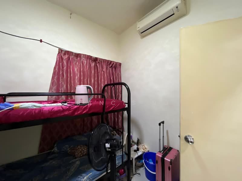 Servis Apartment untuk Dijual di OUG Parklane - Francis Ng - Bedroom - PropertyGuru.com.my