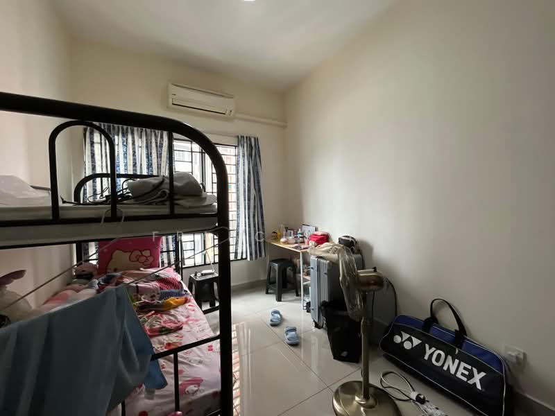 Servis Apartment untuk Dijual di OUG Parklane - Francis Ng - Bedroom - PropertyGuru.com.my