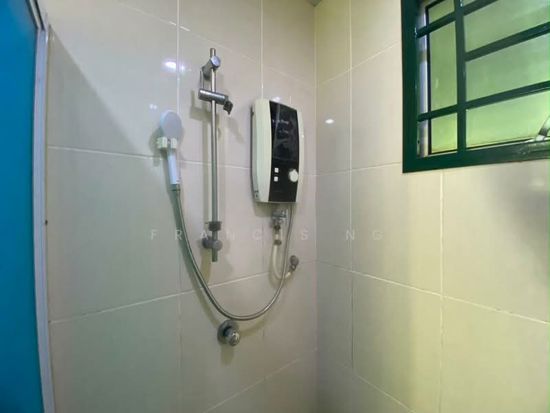 Service Residence for Sale at OUG Parklane - Francis Ng - Bathroom - PropertyGuru.com.my