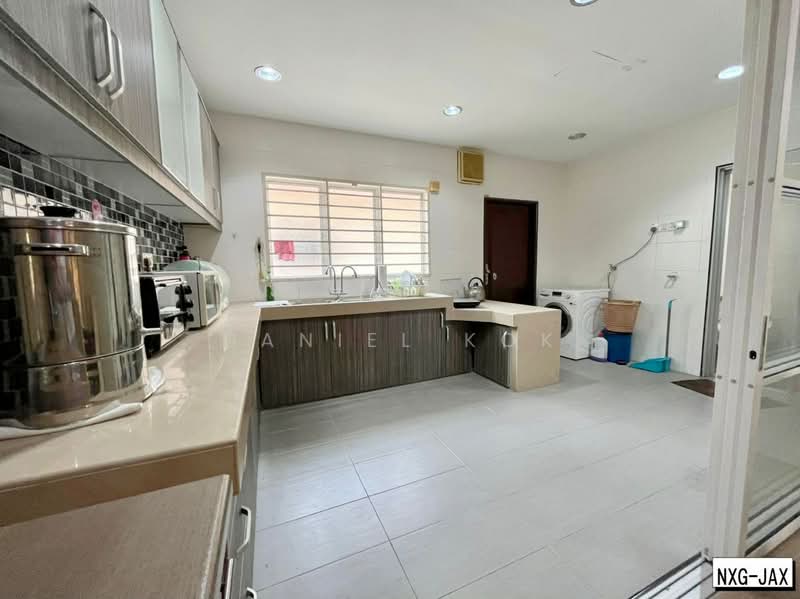2-storey Terraced House for Sale in Bandar Botanic (Klang) - Daniel Kok - Kitchen - PropertyGuru.com.my