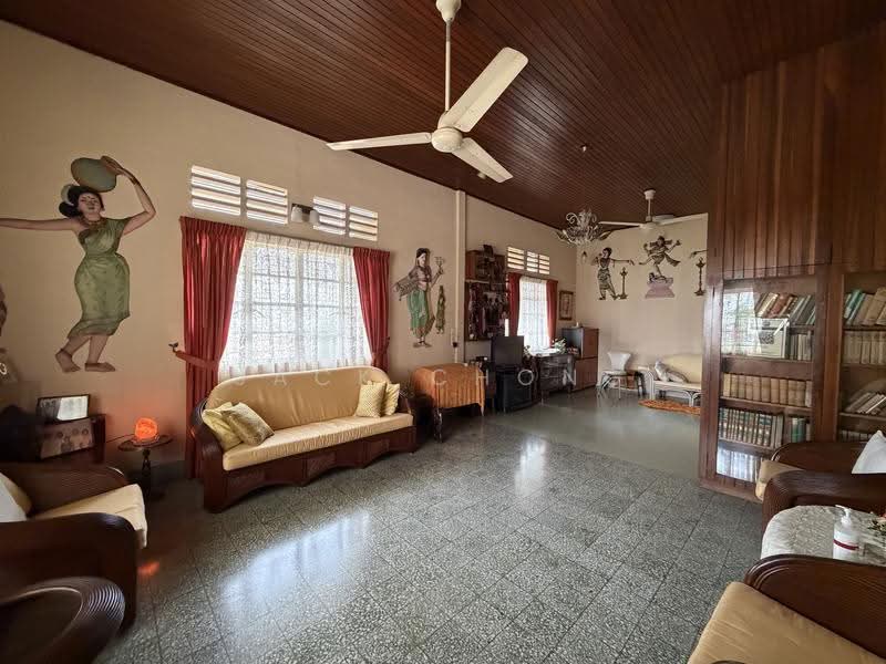 Bungalow House for Sale in Seksyen 11 (Petaling Jaya) - Jack Chong - Living Room - PropertyGuru.com.my