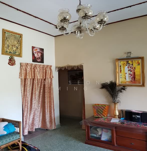 Rumah Banglo untuk Dijual di Taman Paik Siong (Bandar Kinrara) - Yap Seong Ming - Living Room - PropertyGuru.com.my