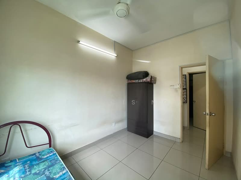 Servis Apartment untuk Dijual di OUG Parklane - Francis Ng - Bedroom - PropertyGuru.com.my