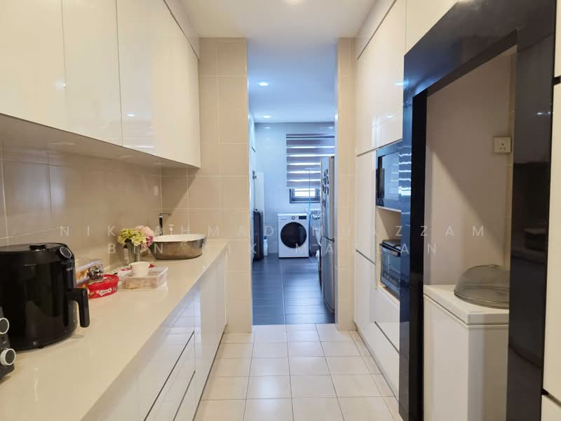Rumah Teres 2 Tingkat untuk Dijual di Taman Cahaya Alam (Shah Alam) - Nik Ahmad Muazzam Bin Nik Mazlan - Kitchen - PropertyGuru.com.my