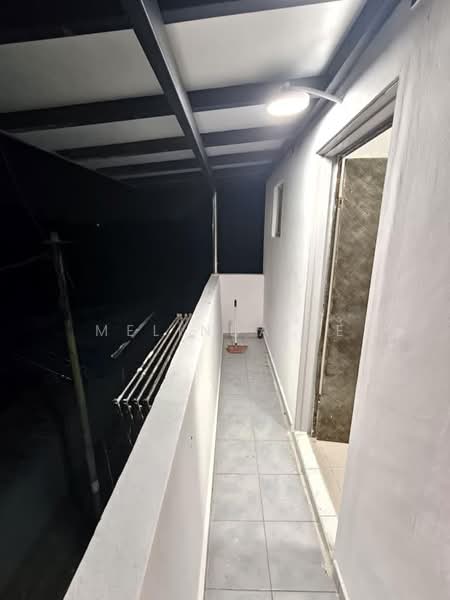 Rumah Teres 2 Tingkat untuk Dijual di Bandar Seri Alam (Masai) - Melinda Ee - Corridor - PropertyGuru.com.my
