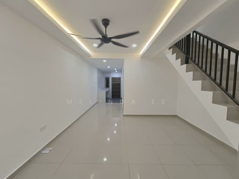 Rumah Teres 2 Tingkat untuk Dijual di Bandar Seri Alam (Masai) - Melinda Ee - Living Room - PropertyGuru.com.my