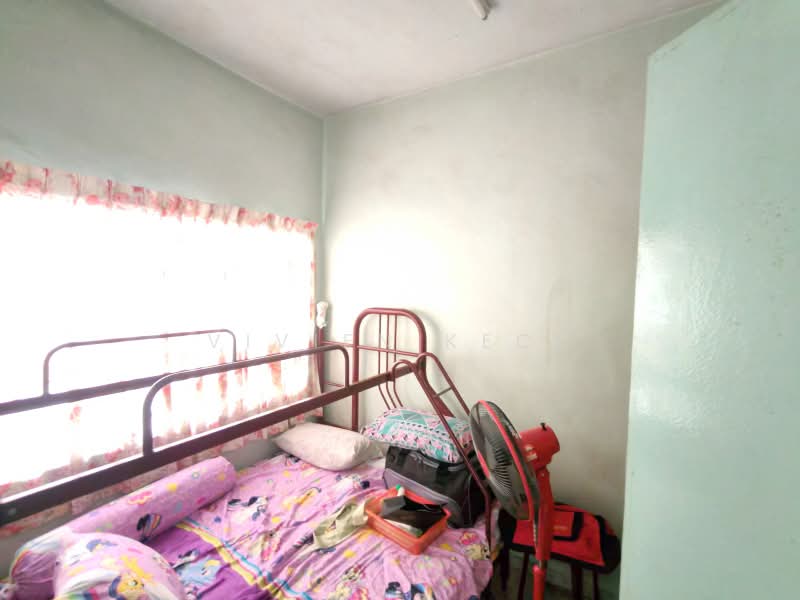 2-storey Terraced House for Sale in Johor Bahru (Johor) - Vivien Keck - Bedroom - PropertyGuru.com.my