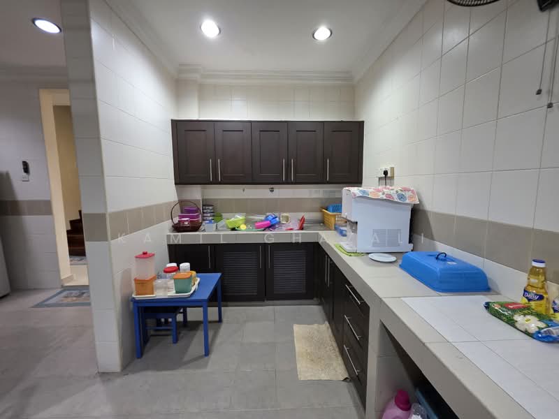 Semi-Detached House for Sale in Presint 15 (Putrajaya) - Kamil Ghazali - Kitchen - PropertyGuru.com.my