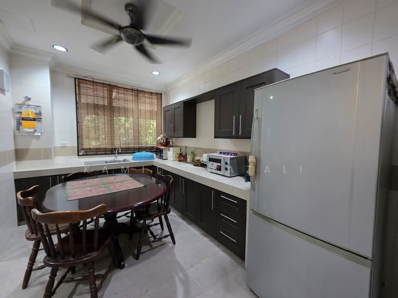 Semi-Detached House for Sale in Presint 15 (Putrajaya) - Kamil Ghazali - Kitchen - PropertyGuru.com.my