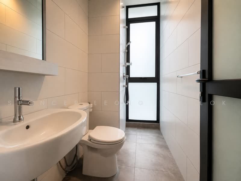 Kondominium untuk Dijual di Twy Duplex Condos - Spencer Leong Tze Lok - Bathroom - PropertyGuru.com.my