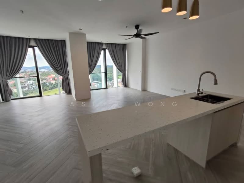 Kediaman Servis untuk Dijual di Lumi Tropicana Serviced Residence - Jasper Wong - Living Room - PropertyGuru.com.my