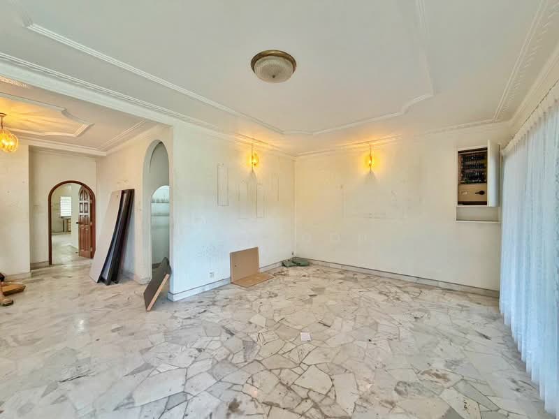 Rumah Berkembar untuk Dijual di Island Park (Jelutong) - Gary Goh - Living Room - PropertyGuru.com.my