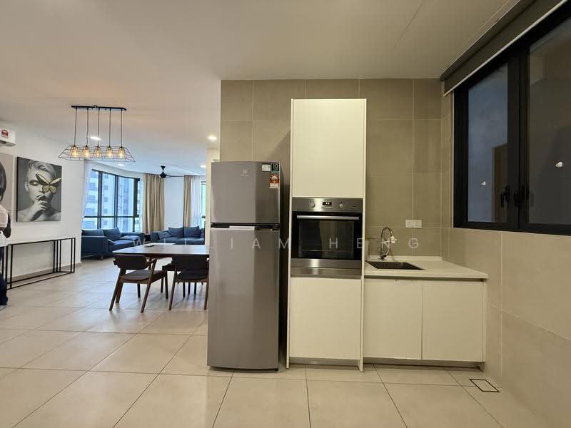 Service Residence for Sale at KL Gateway Premium Residences - William Heng - Kitchen - PropertyGuru.com.my