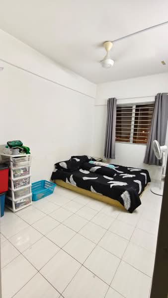 Service Residence for Sale at Serdang Skyvillas (Serdang Perdana) - Kent Fatt - Bedroom - PropertyGuru.com.my