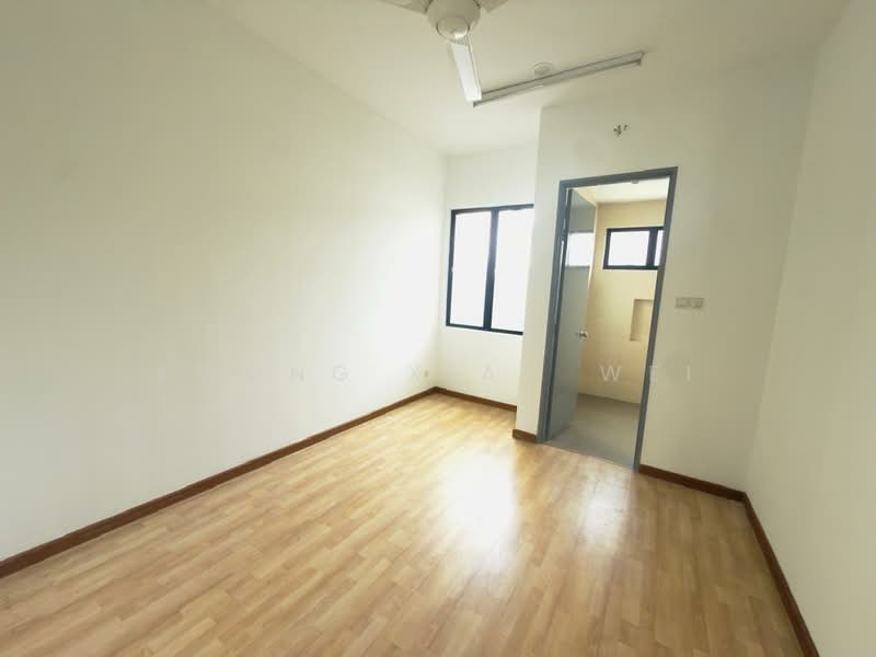 Rumah Teres 2 Tingkat untuk Disewa di Rawang (Selangor) - Kwong Xiao Wei - Bedroom - PropertyGuru.com.my