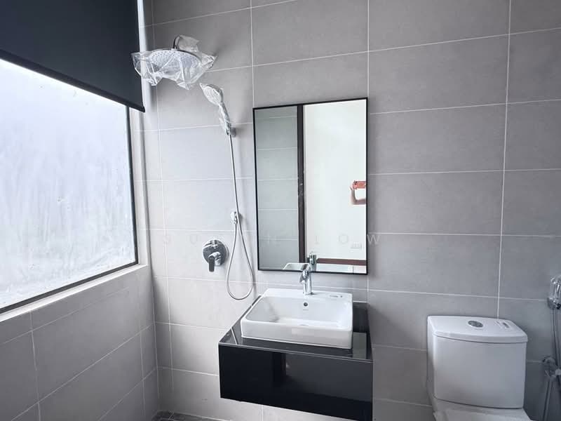 2-storey Terraced House for Sale in Puteri Harbour (Iskandar Puteri (Nusajaya)) - Suenn Low - Bathroom - PropertyGuru.com.my