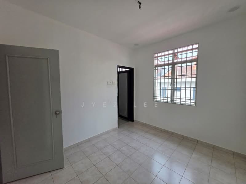 2-storey Terraced House for Sale in Taman Mount Austin (Tebrau) - Jyez Lee - PropertyGuru.com.my