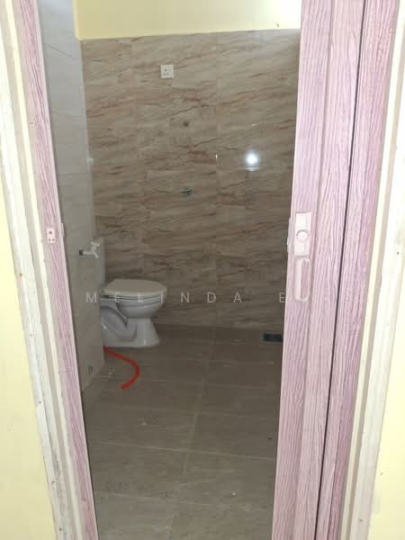 Rumah Teres 2 Tingkat untuk Disewa di Taman Perling (Perling) - Melinda Ee - Bathroom - PropertyGuru.com.my