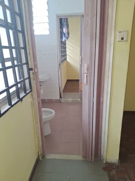Rumah Teres 2 Tingkat untuk Disewa di Taman Perling (Perling) - Melinda Ee - Bathroom - PropertyGuru.com.my