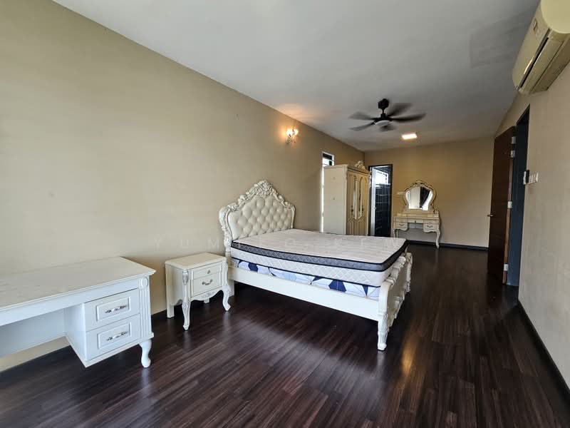 Semi-Detached House for Sale in Taman Saujana Suria (Kajang) - Yumiko Kew - Bedroom - PropertyGuru.com.my