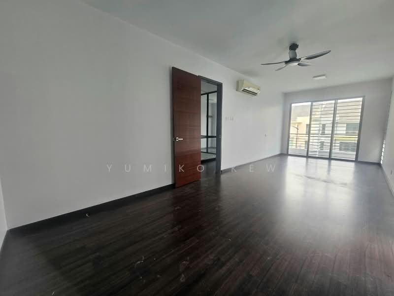 Semi-Detached House for Sale in Taman Saujana Suria (Kajang) - Yumiko Kew - Living Room - PropertyGuru.com.my