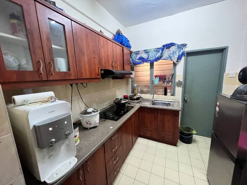Pangsapuri untuk Dijual di Bangi Idaman Apartment - Ahmad Fadlee - PropertyGuru.com.my